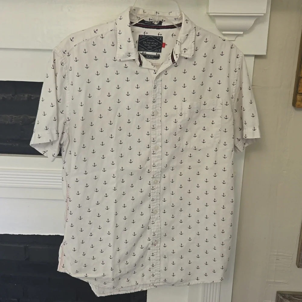 ON THE ROAD ⚓️'s short sleeve shirt - Picture 1 of 9